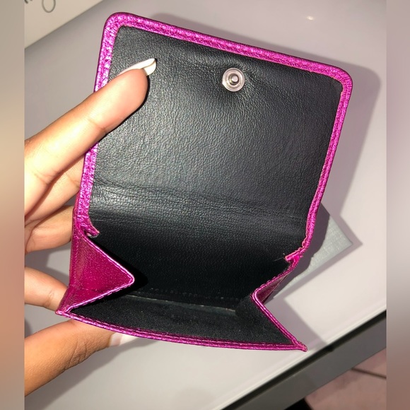 Authentic Balenciaga leather wallet - Picture 2 of 5
